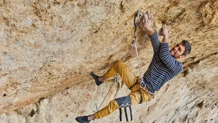 @jonatan_flor en Outer Ring 8c+ @javipec