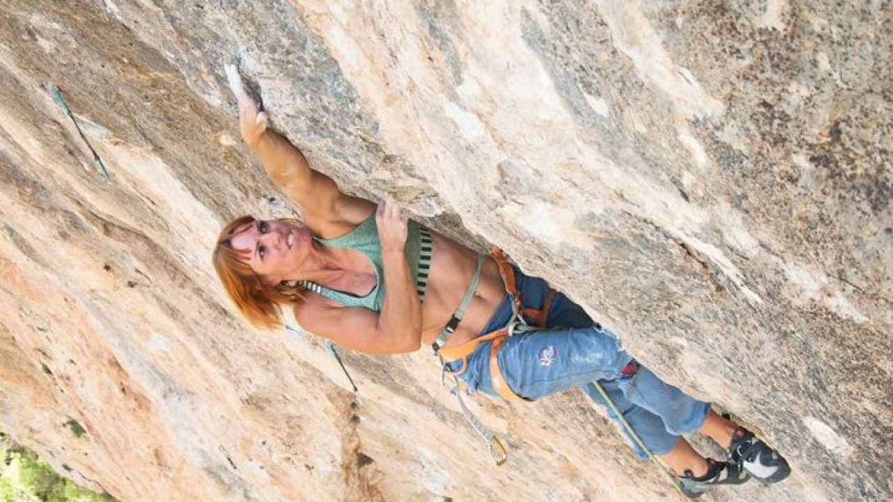 Virgina Bermúdez en LePirate 7c+ en Las Piscinas Cuenca - Foto AR Conan